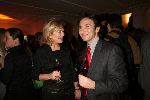 Jutta Speidel und Bruno Maccallini bei der Premiere des Rtl-Zweiteilers "Die Flut" im Curio-Haus in Hamburg | Quelle: Getty Images