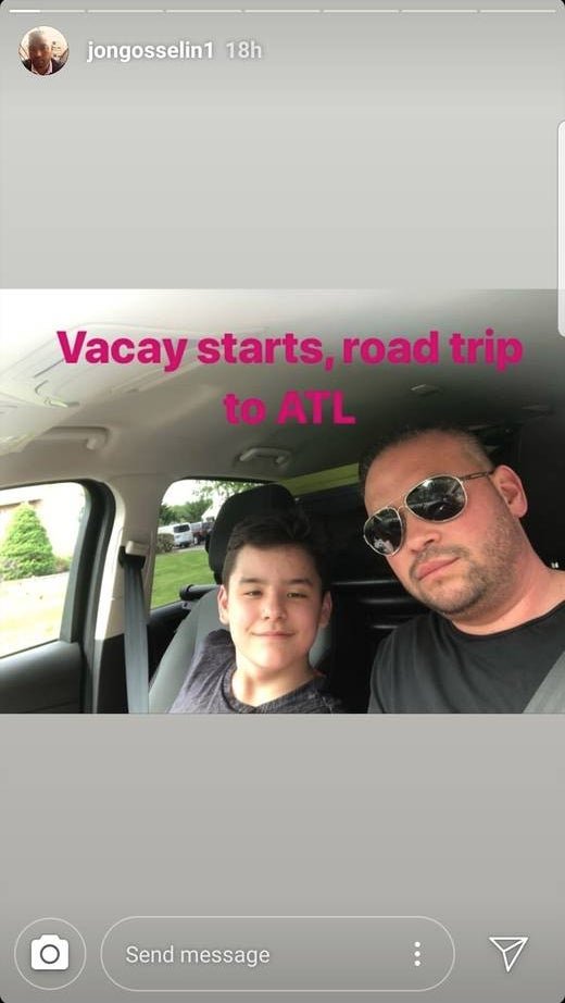 Jon and Collin Gosselin's road trip selfie | Photo: Instagram Story/Jon Gosselin