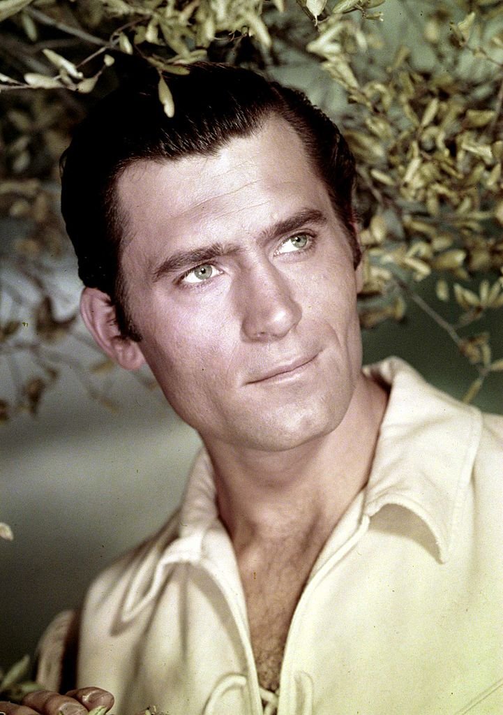 Portrait of US actor Clint Walker on May 6 1969. | Photo: Getty Images