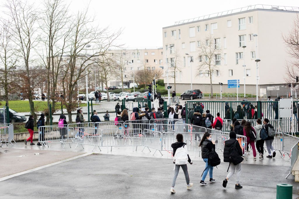 Des élèveves Français | Photo : Getty Images