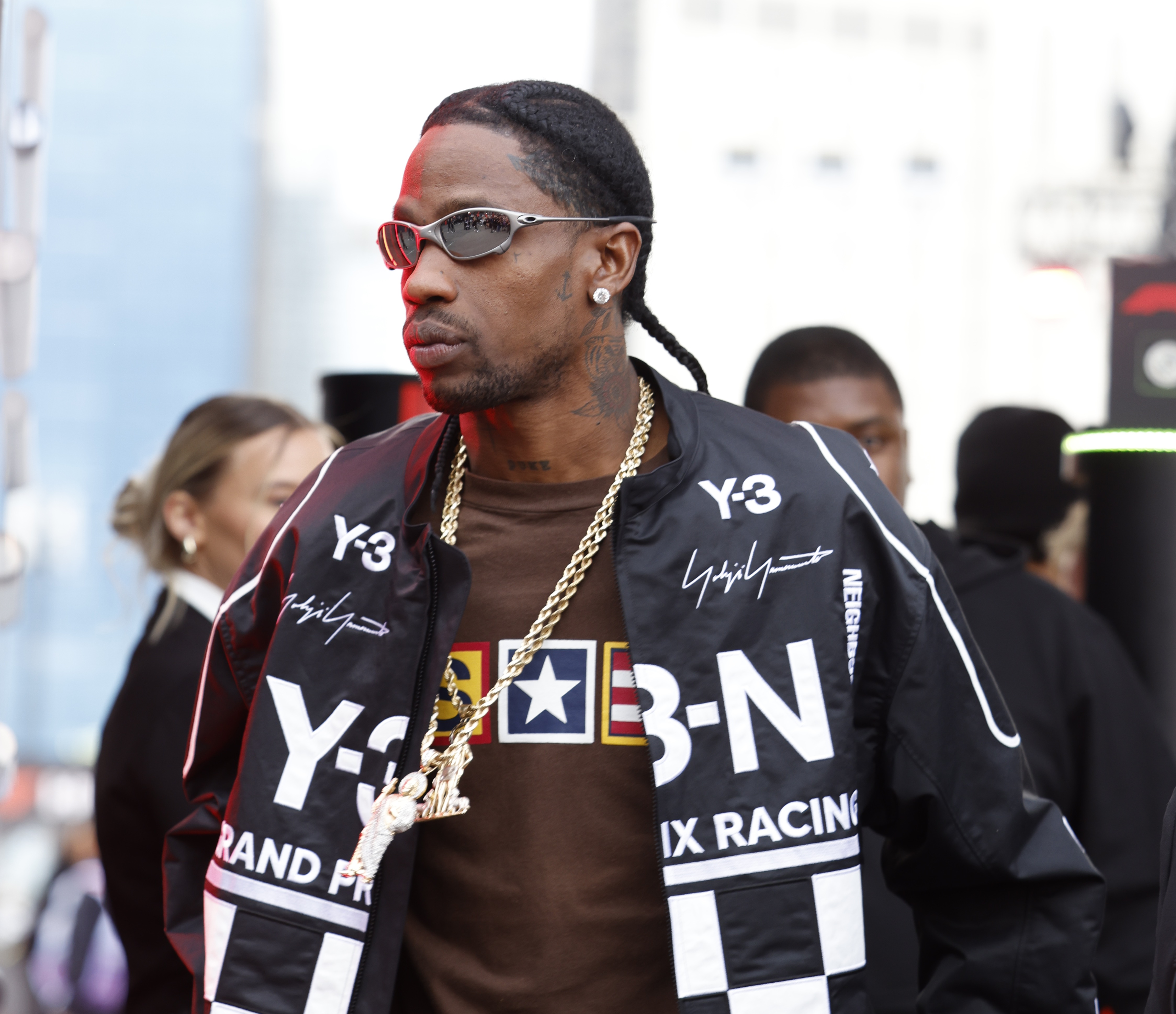 Travis Scott arrives at the paddock ahead of the Formula 1 Heineken Las Vegas Grand Prix in Nevada, on November 20, 2025. | Source: Getty Images