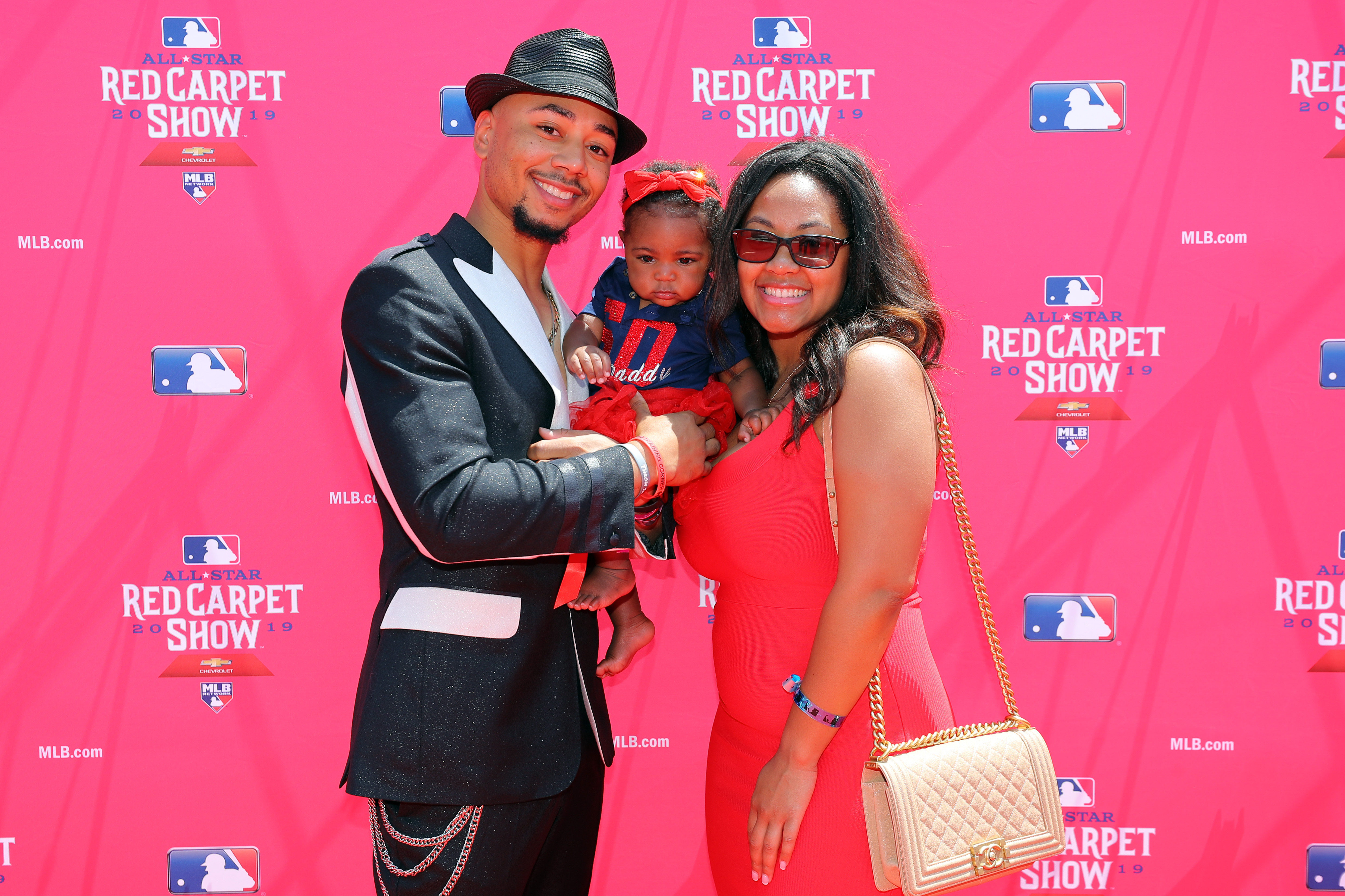 Mookie Betts, Kynlee Betts, and Brianna Hammonds at the MLB Red Carpet Show on July 9, 2019, in Cleveland | Source: Getty Images