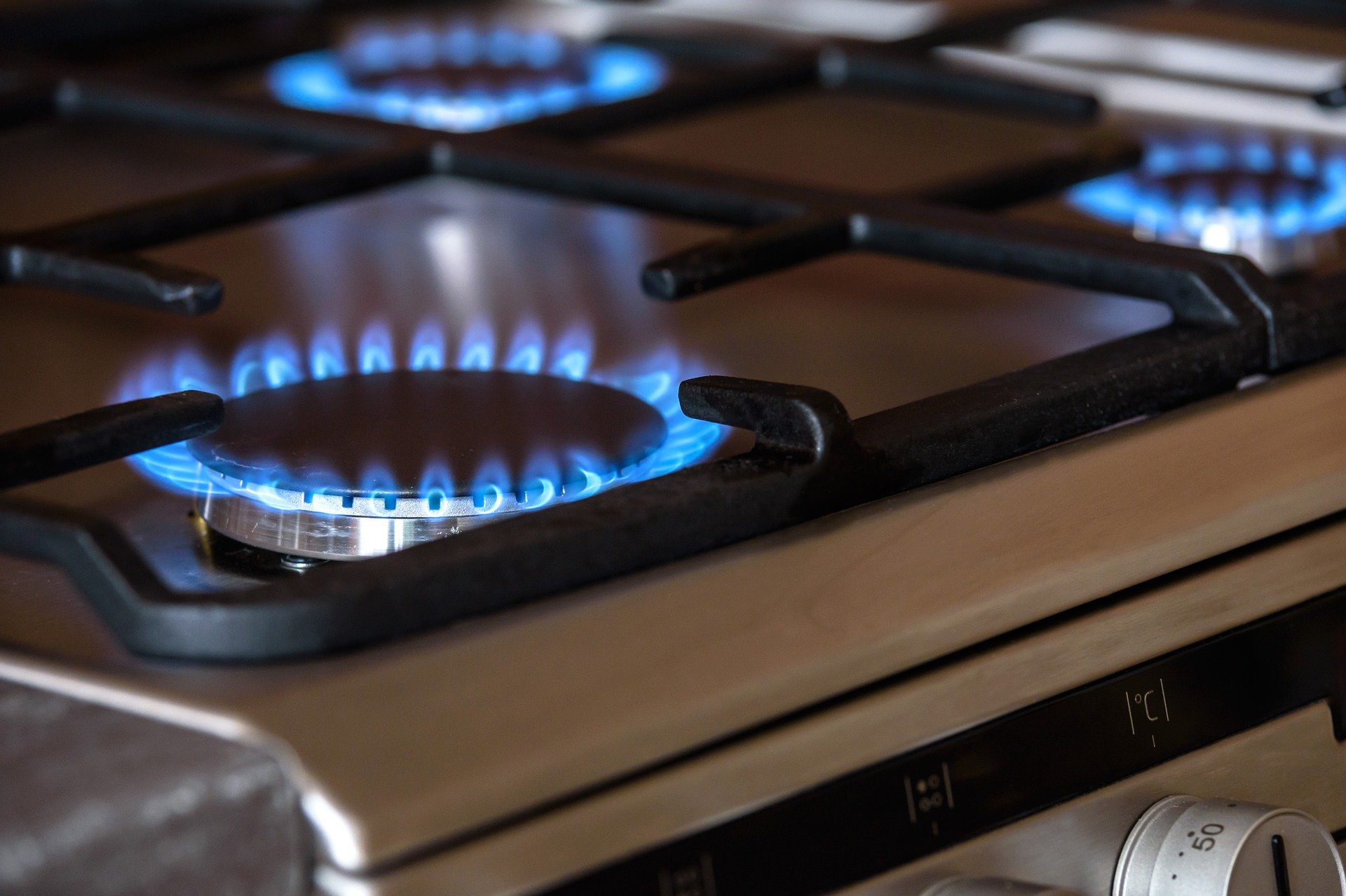 Pictured - Gas burner oven cooker | Source: Pixabay