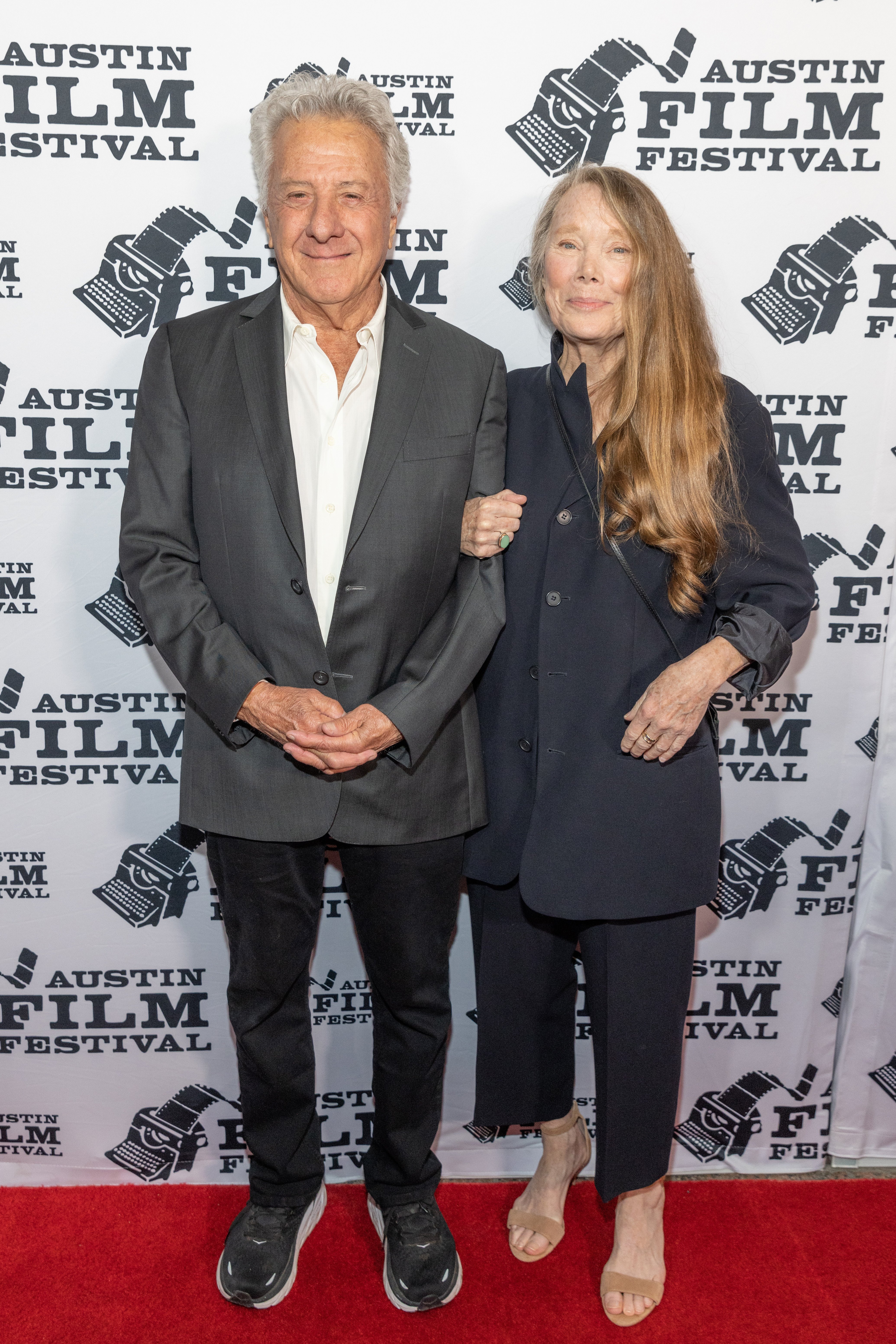 Dustin Hoffman (L) and Sissy Spacek attend the world premiere of "Sam & Kate" during the 2022 Austin Film Festival at Paramount Theatre on October 28, 2022 in Austin, Texas | Source: Getty Images