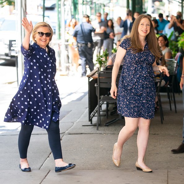 Hillary Clinton and Chelsea Clinton at Madison Square Park on July 25, 2019 | Photo: Getty Images