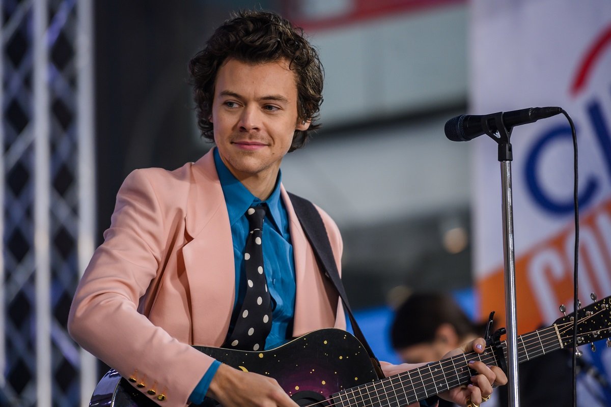 Harry Styles performing on the "Today" show on February 26, 2020 | Source: Getty Images