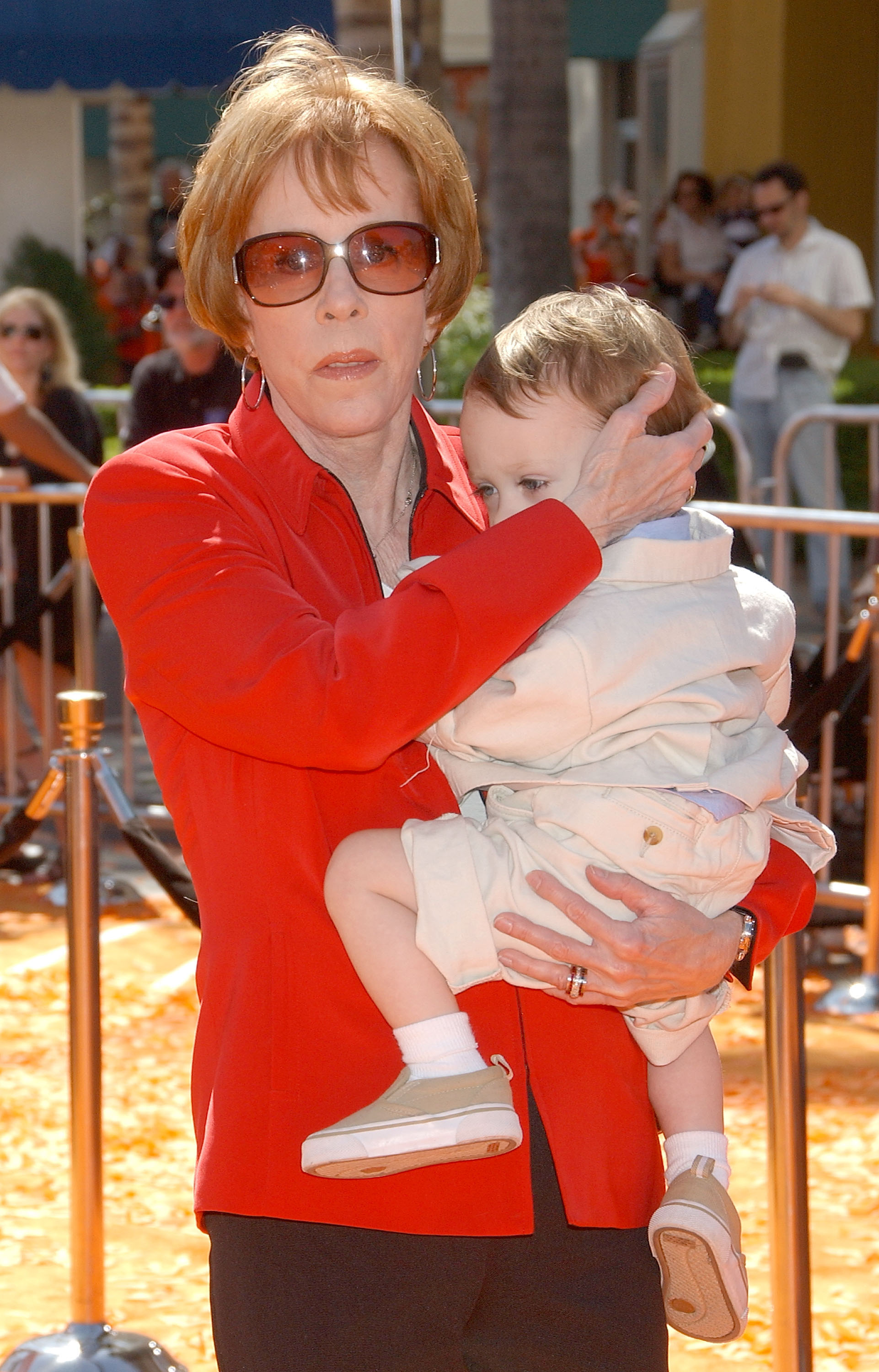 Carol Burnett and her grandson, Dylan, at the "Horton Hears Who" premiere in March 2003 | Source: Getty Images