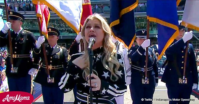 Kelly Clarkson's magnificent performance of the National Anthem during Indy 500