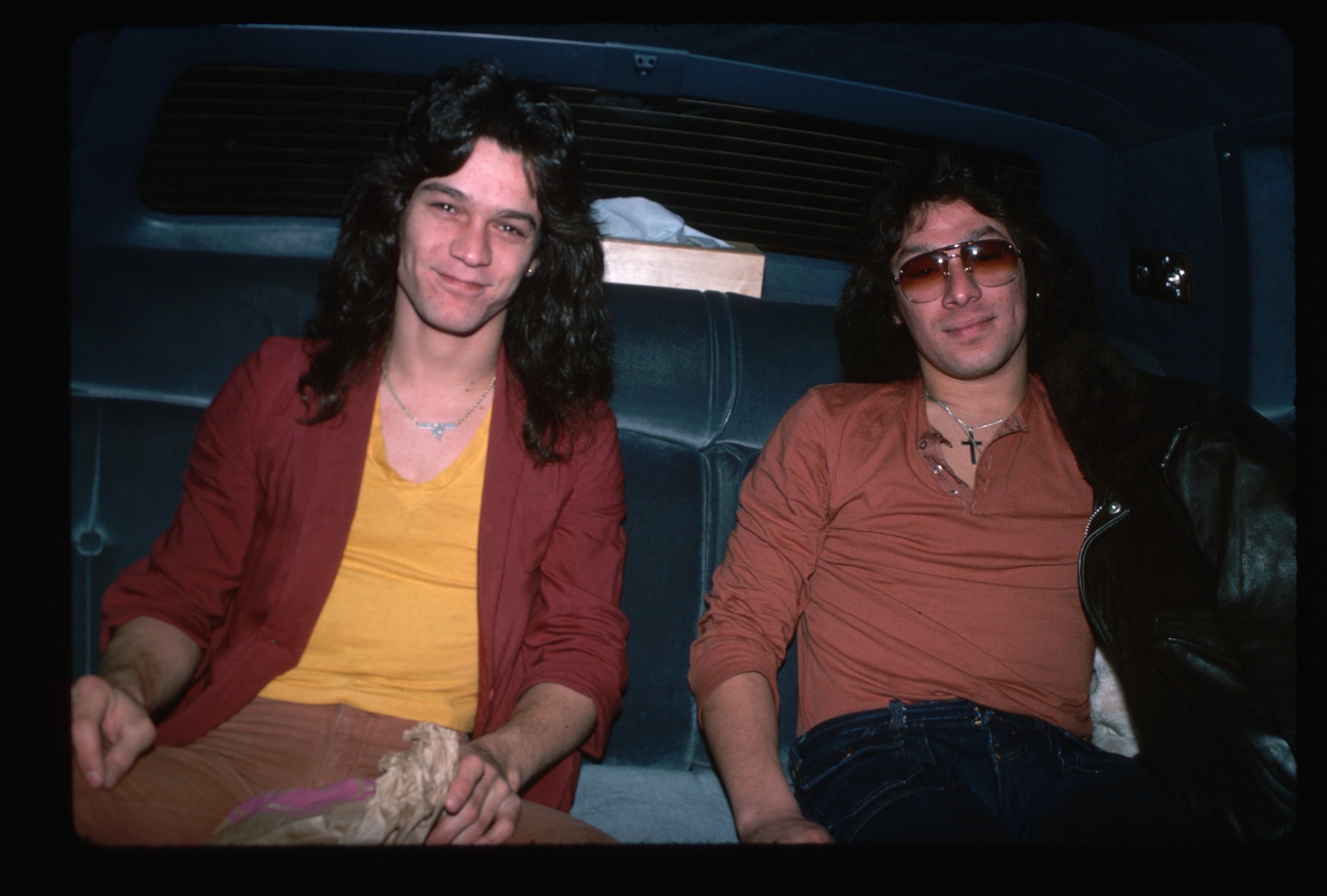 Informal portrait of Eddie and Alex Van Halen in 1978. | Source: Getty Images.