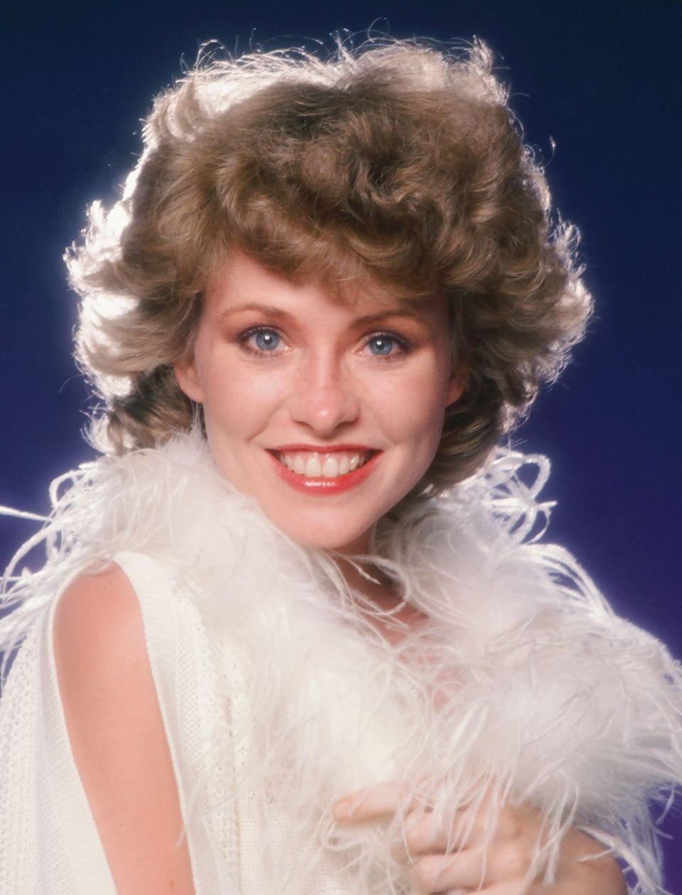 Lauren Tewes poses for a portrait in 1983 in Los Angeles, California. | Source: Getty Imagse