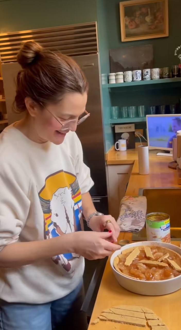Drew Barrymore showing fans the step by step process of how she makes her apple pie from a video posted on February 4, 2025 | Source: TikTok/@drewbarrymore