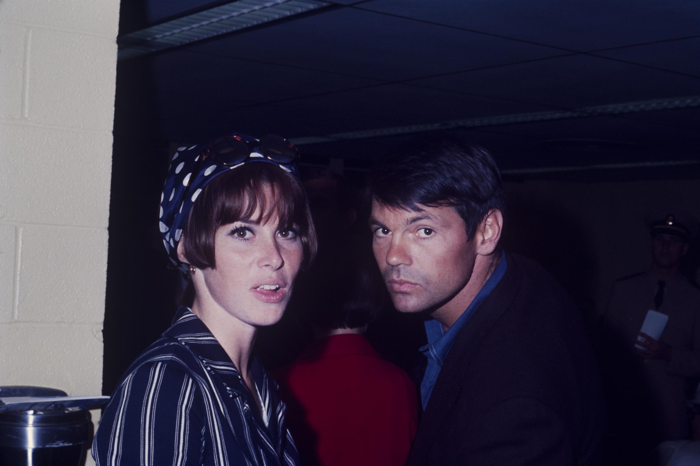 The actress and Gary Lockwood pictured on January 1, 1970, in New York. | Source: Getty Images