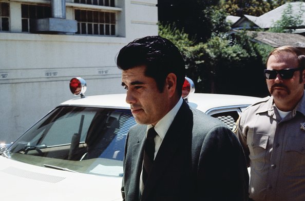 Juan Corona dejando la Corte. | Imagen: Getty Images