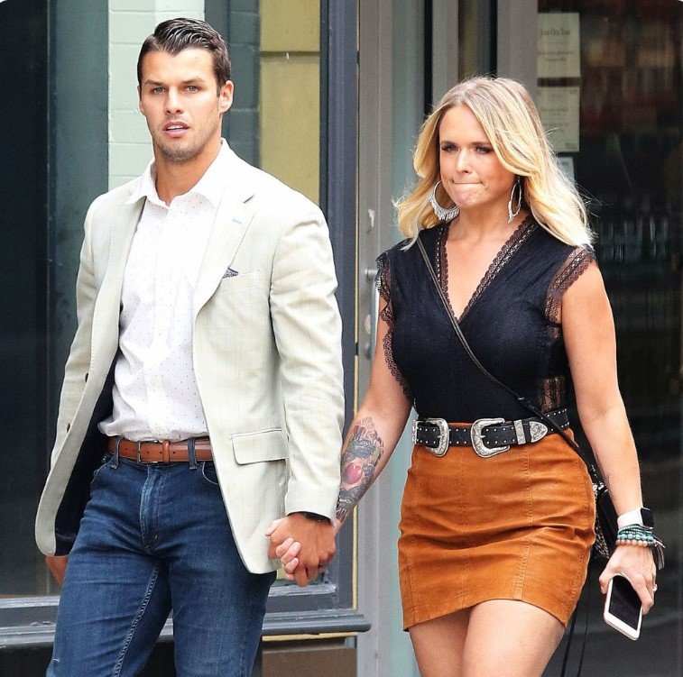 Miranda Lambert Holds Hands With Husband Brendan McLoughlin in NYC | Photos: Facebook/HolywoodLife