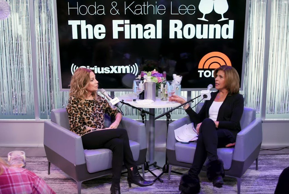 Kathie Lee Gifford and Hoda Kotb having an interview at "SiriusXM" | Photo: YouTube/SiriusXM