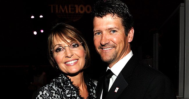 Sarah & Todd Palin's Twin Granddaughters Adorably Pose in New Pic Days before 3-Month Birthday