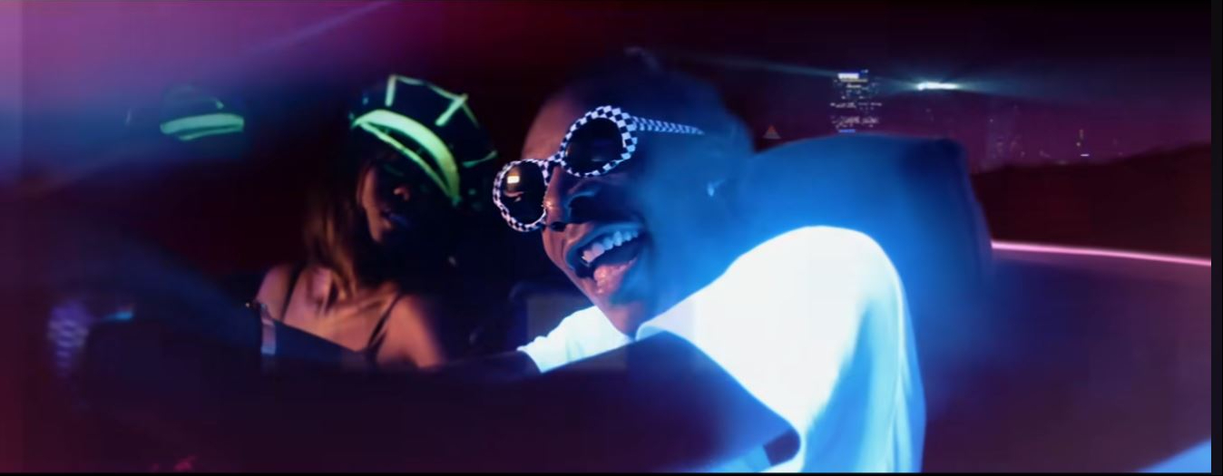 Wiz Khalifa sports bold white checkerboard bug-eye sunglasses in the "Bake Sale" music video, released on April 26, 2016. | Source: YouTube/Wiz Khalifa