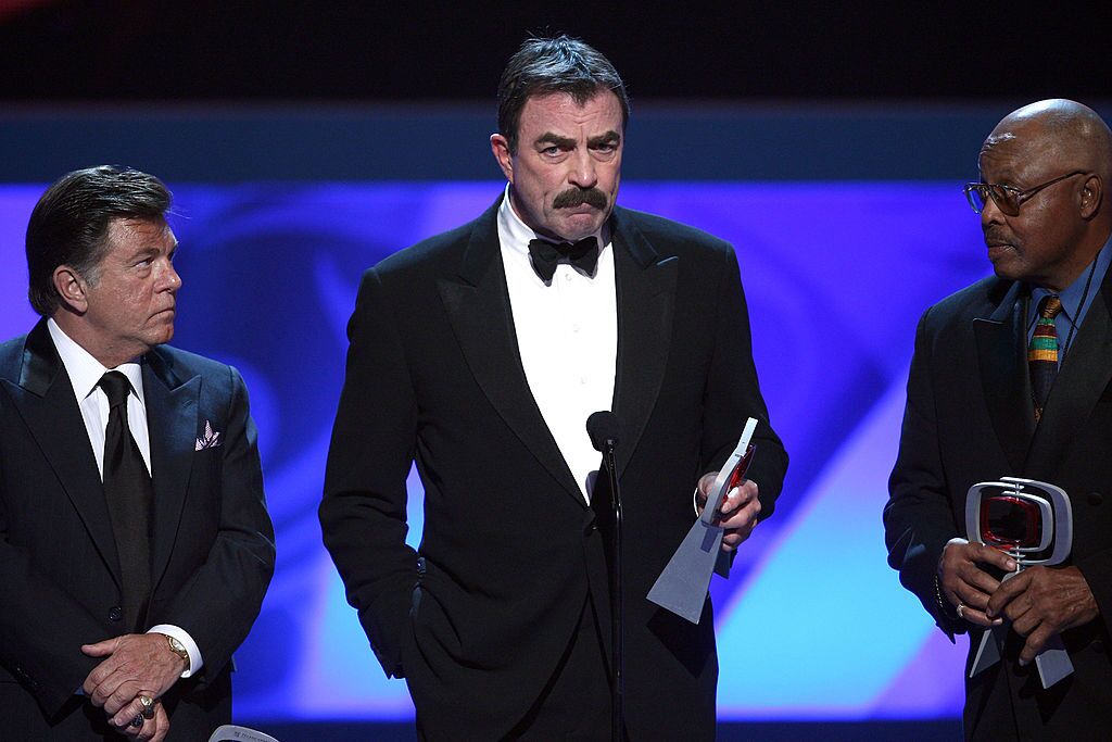 Larry Manetti and Tom Selleck accept the Hero Award for "Magnum P.I." | Source: Getty Images