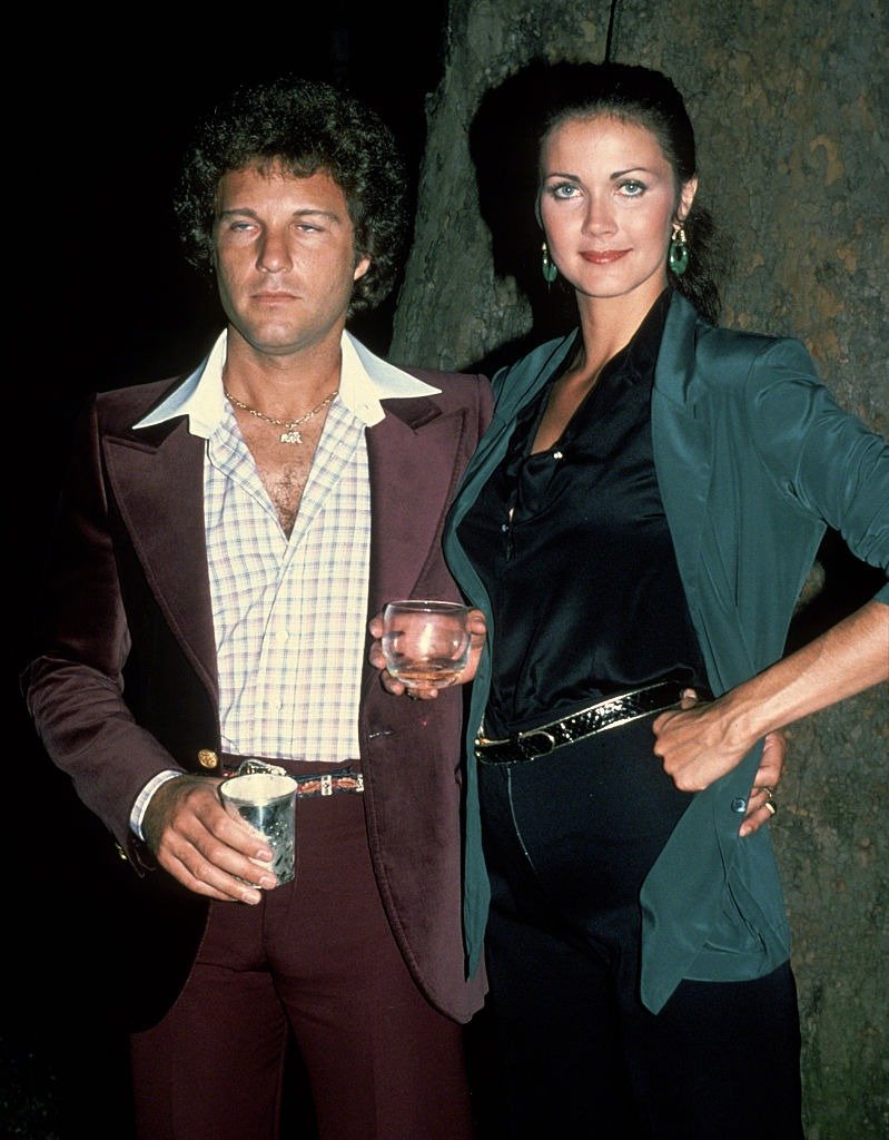  Actress Lynda Carter and her former husband Ron Samuels in New York City, 1979. | Source: Getty Images