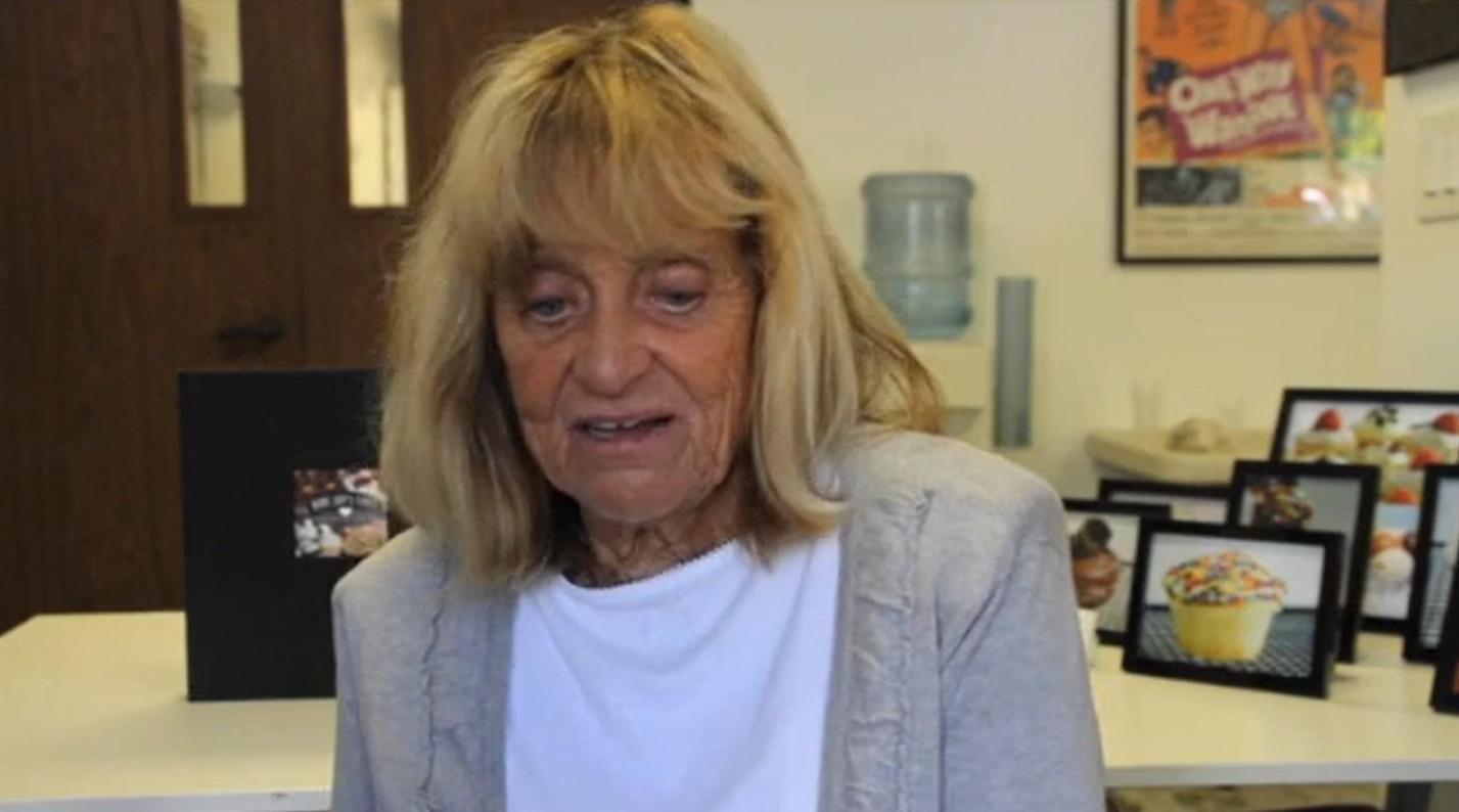 Screenshot of the actress during an interview. | Source: Vimeo/daveshelton