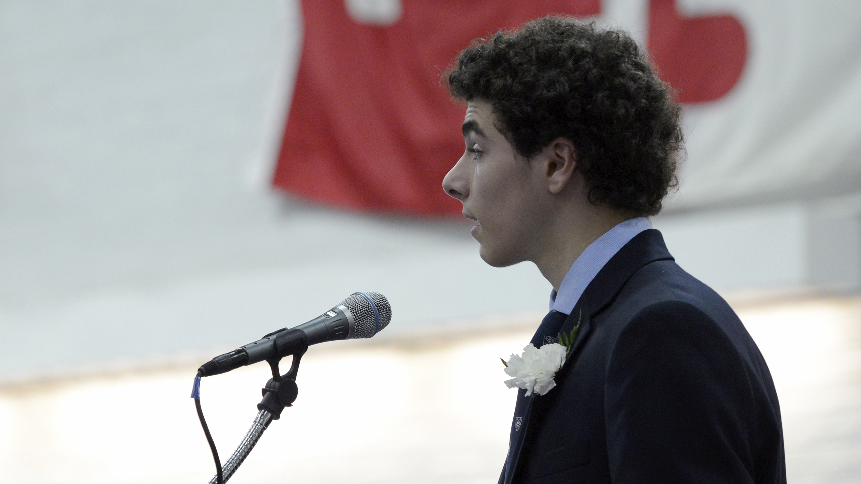 Valedictorian Luigi Mangione gives a farewell speech to the Class of 2016  at Gilman School | Source: Getty Images