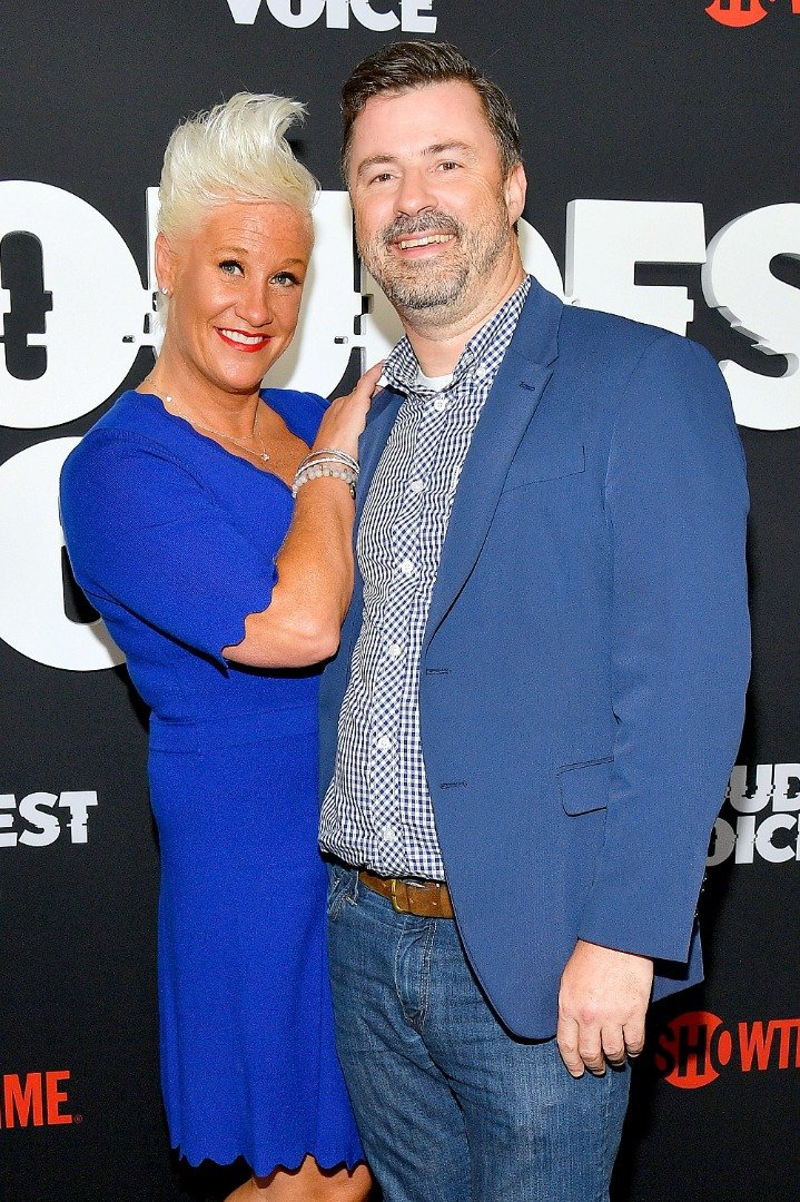 Anne Burrell and husband Stuart Claxton at "The Loudest Voice" New York Premiere at Paris Theatre on June 24, 2019 in New York City. | Source: Getty Images