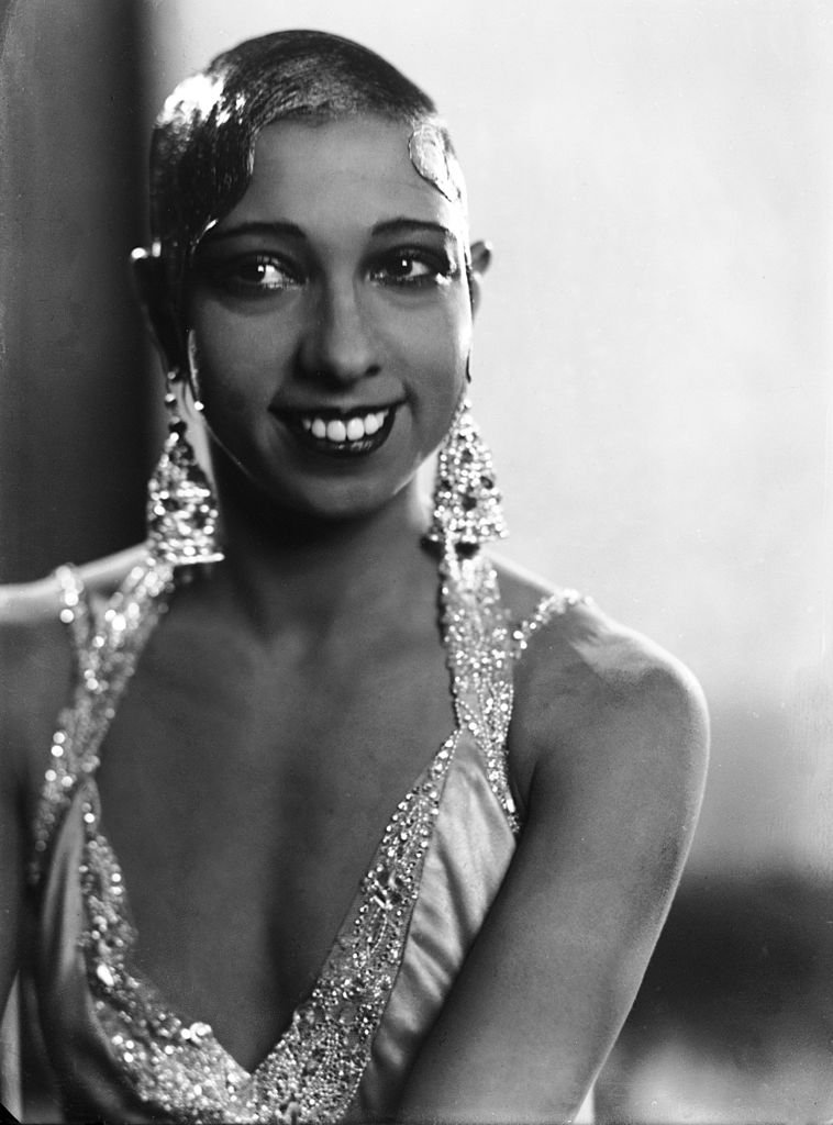 Un portrait en studio de Joséphine Baker entre 1930 et 1935. | Photo : Getty Images