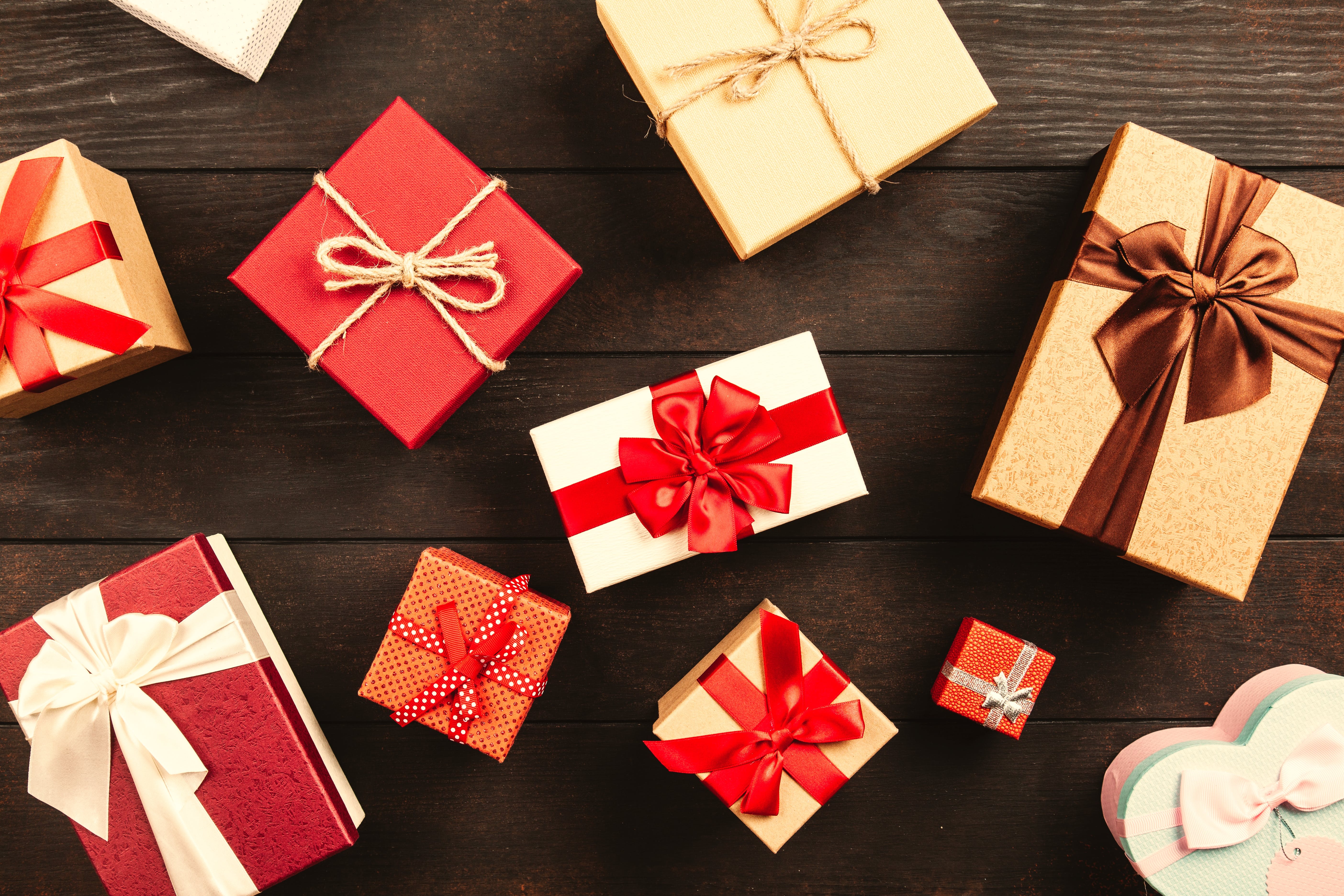 Gift boxes. | Source: Pexels