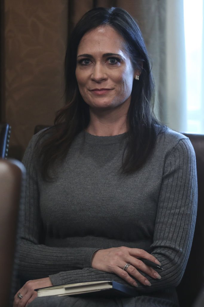 Stephanie Grisham, White House Press Secretary, listens during a Cabinet Meeting with U.S. Donald Trump, not pictured, at the White House in Washington, D.C., U.S., on Tuesday, Nov. 19, 2019 | Photo: Getty Images