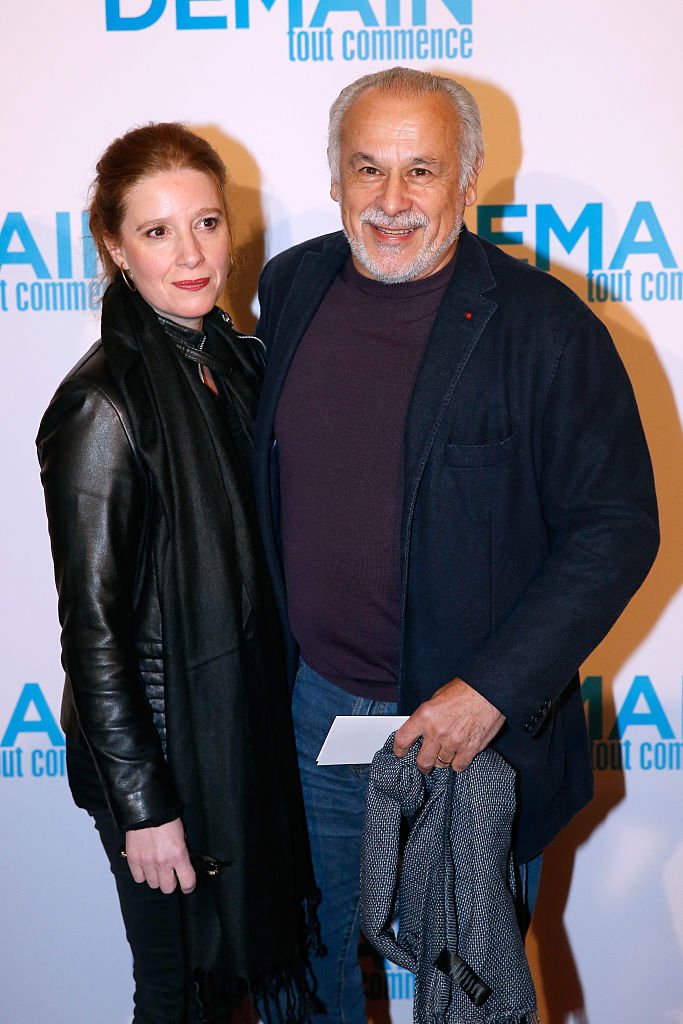Francis Perrin and his wife Gersende Dufromentel attend the "Demain Tout Commence" Paris Premiere at Cinema Le Grand Rex on November 28, 2016 in Paris, France. | Photo : Getty Images