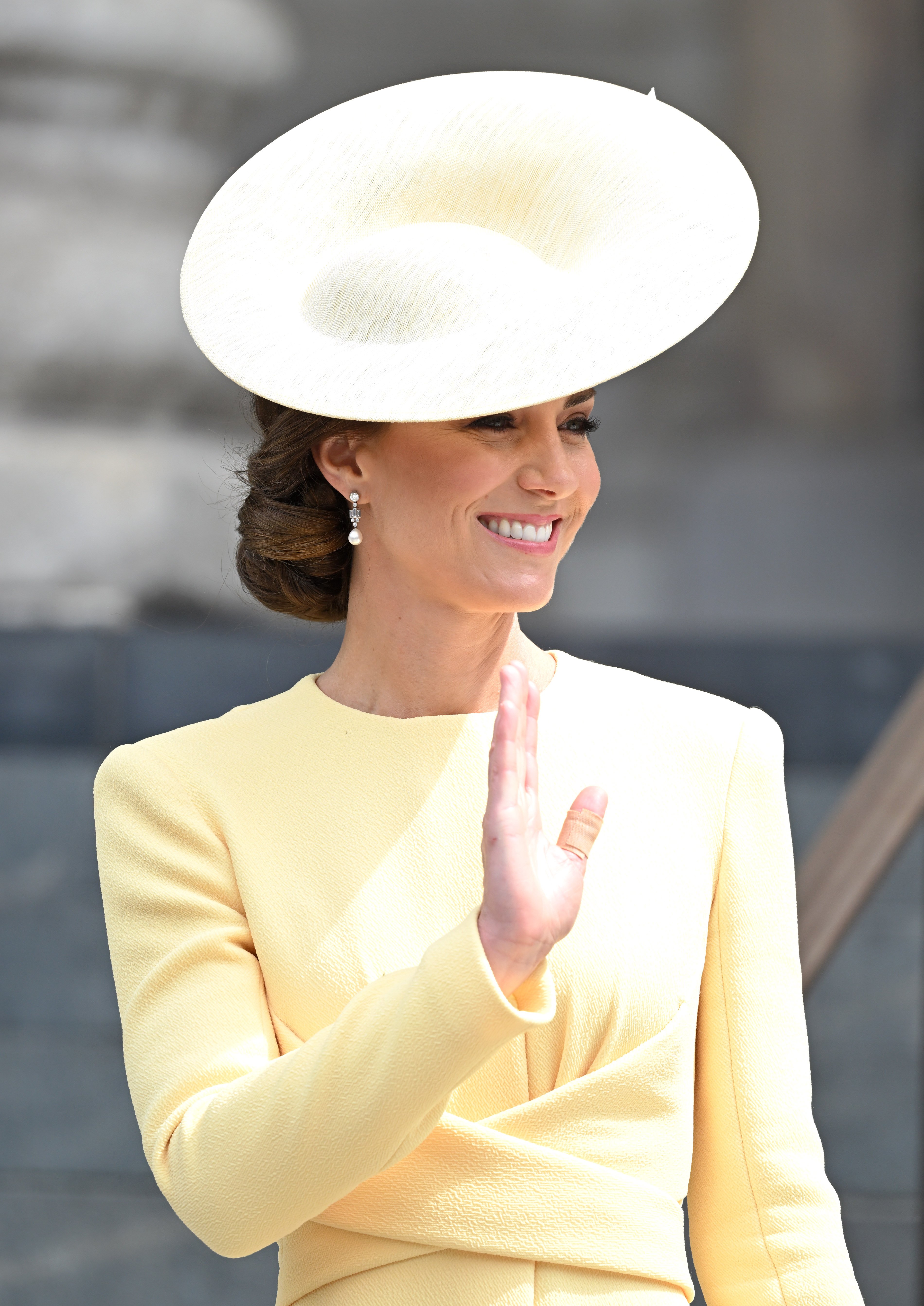 Catherine, Herzogin von Cambridge, nimmt am National Service of Thanksgiving in der St. Paul's Cathedral am 3. Juni 2022 in London, England, teil. | Quelle: Getty Images