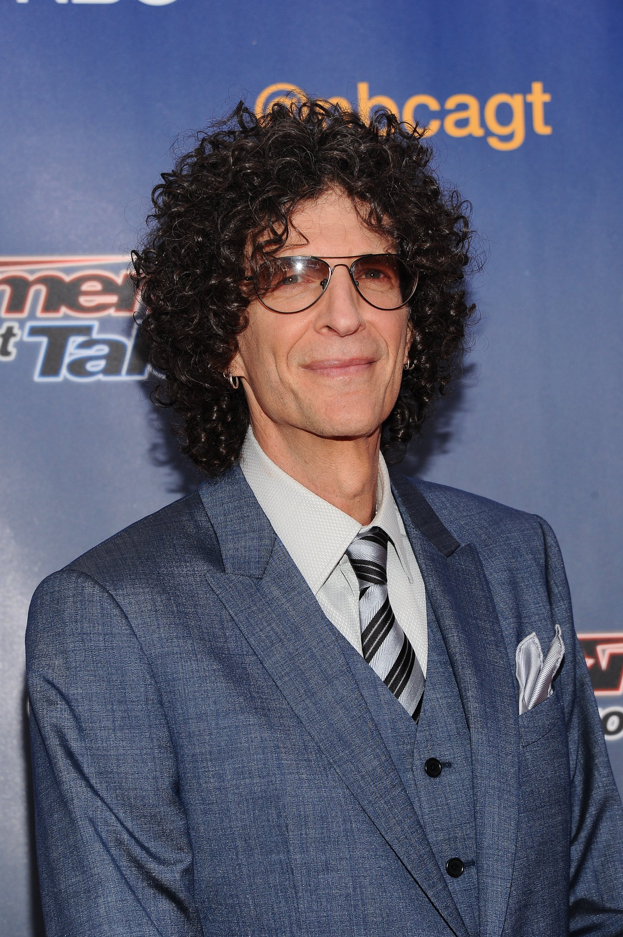 Howard Stern attends the "America's Got Talent" Season 9 Pre Show Red Carpet Event at Radio City Music Hall on July 29, 2014. | Source: Getty Images
