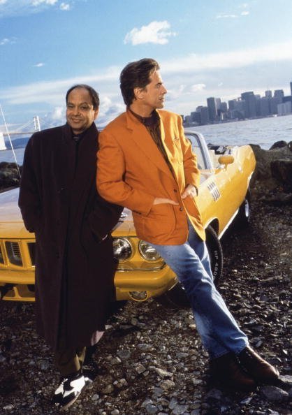 Promotional portrait of American actors Cheech Marin and Don Johnson for the television series 'Nash Bridges,' San Francisco |  Photo: Getty Images