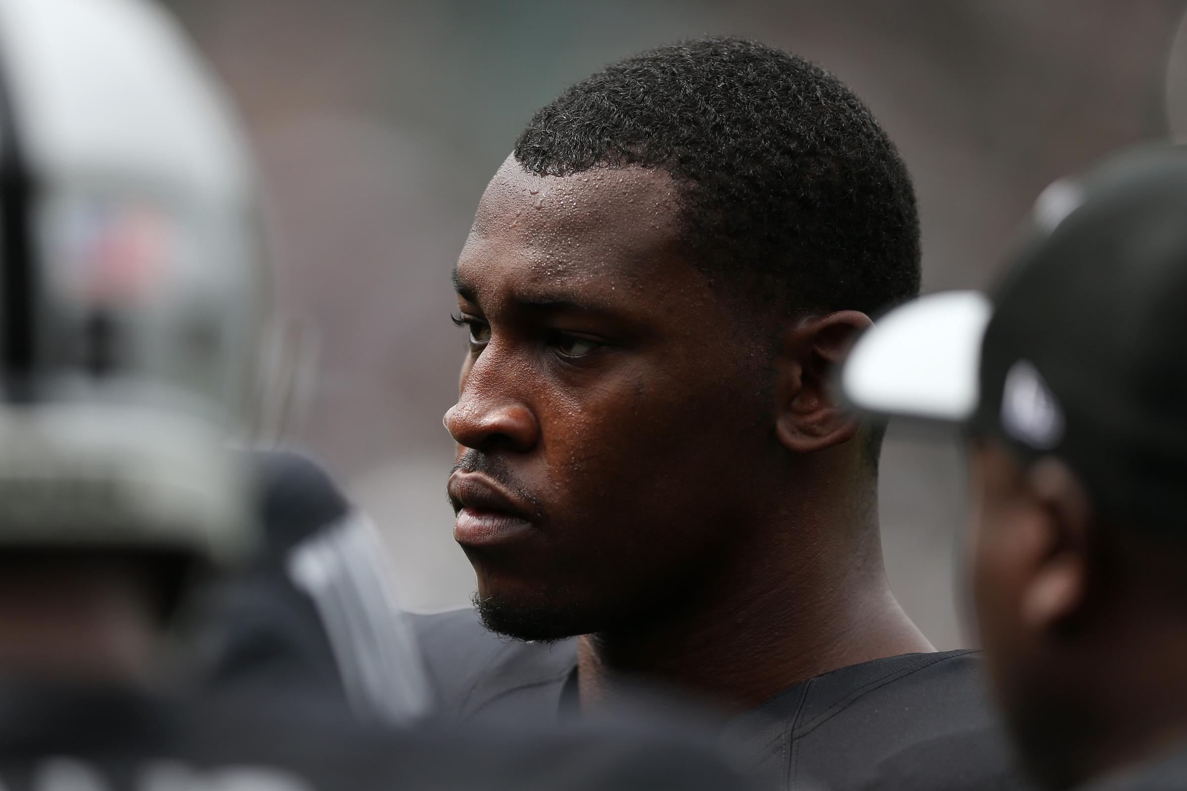During his time in the Bay Area, Smith built a reputation as a rare defensive force before off-field troubles began to overshadow his early promise. His final return there was described as "bittersweet," especially as he tried to find his footing again. | Source: Getty Images