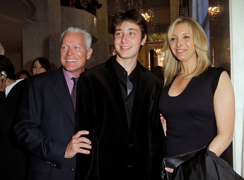 Michel Stern, Julian Murray Stern and Lisa Kudrow on May 2, 2013 in Beverly Hills, California | Photo: Getty Images