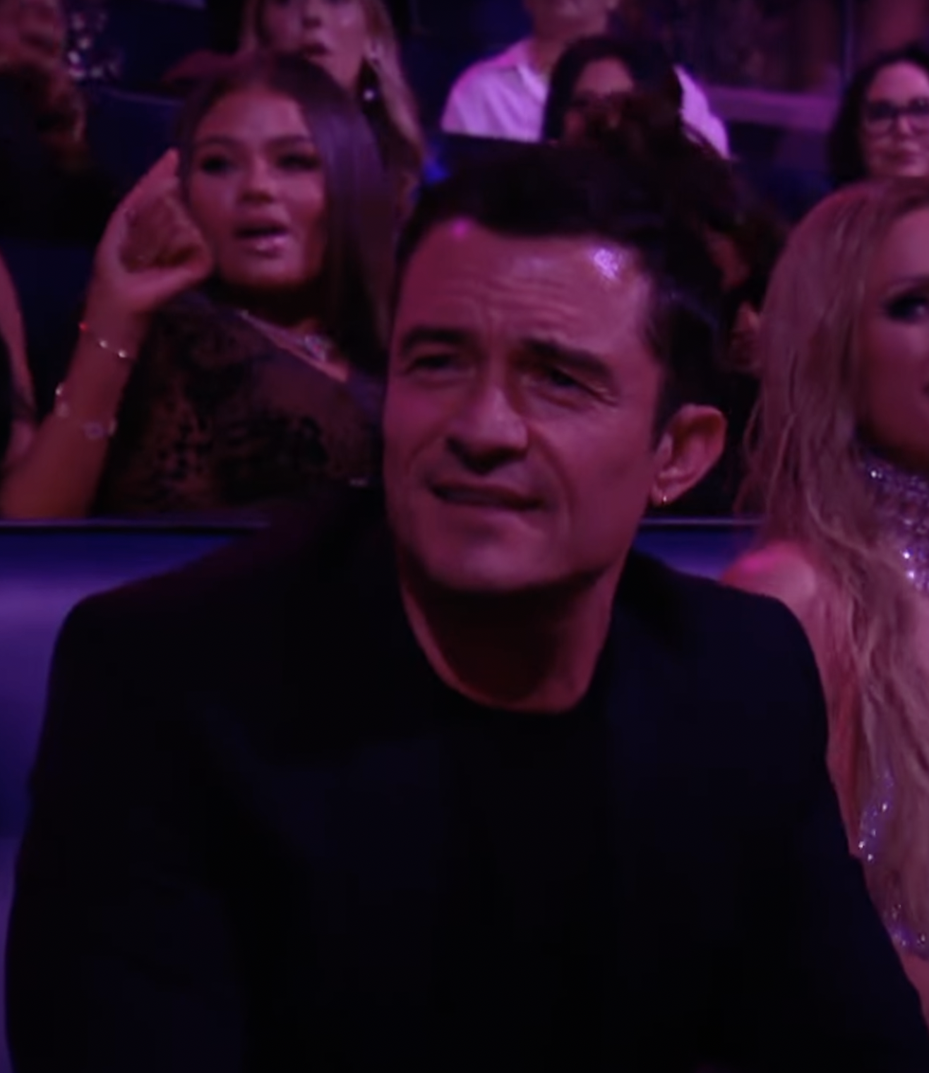 Orlando Bloom reacts to Katy Perrys performance at the 2024 MTV Video Music Awards | Source: YouTube/MTV