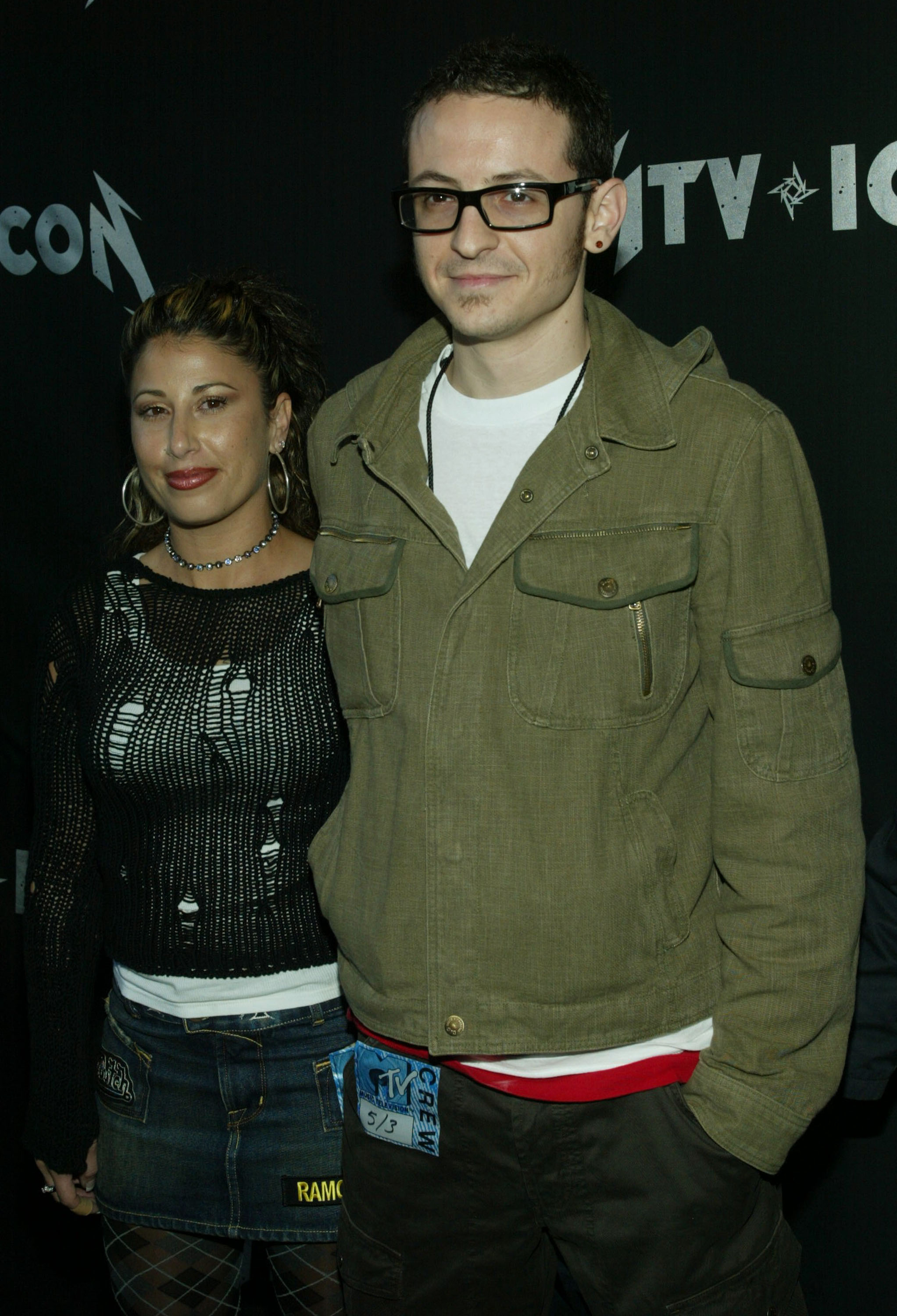 Chester Bennington and Samantha Marie Olit, pictured on May 3, 2003 | Source: Getty Images