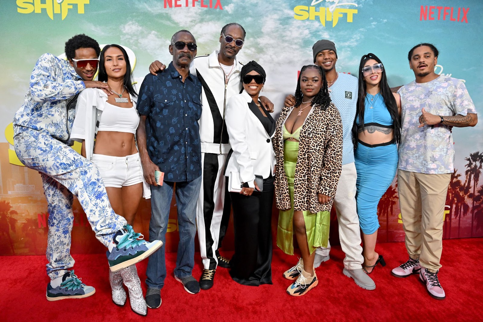 Snoop Dogg, Shante Broadus and their family at the world premiere of "Day Shift" on August 10, 2022, in Los Angeles, California. | Source: Getty Images