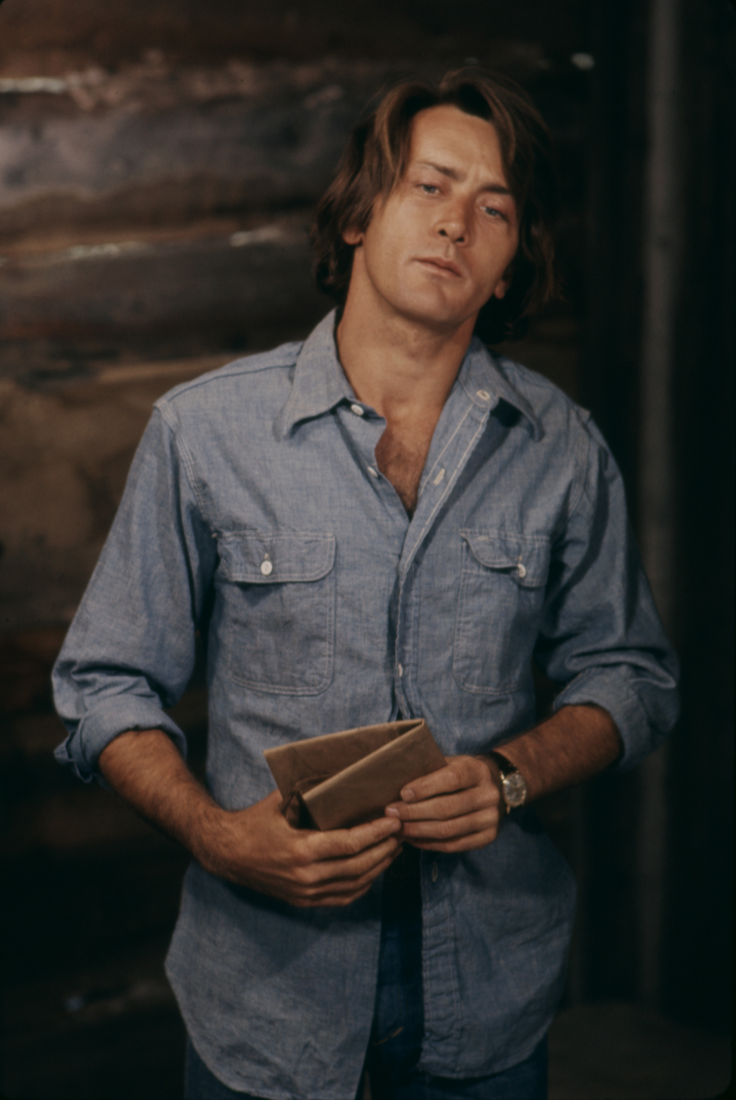 Actor Martin Sheen as Leonard Hatch in the ABC TV movie "Sweet Hostage" on October 10, 1975 in Taos, New Mexico | Source: Getty Images