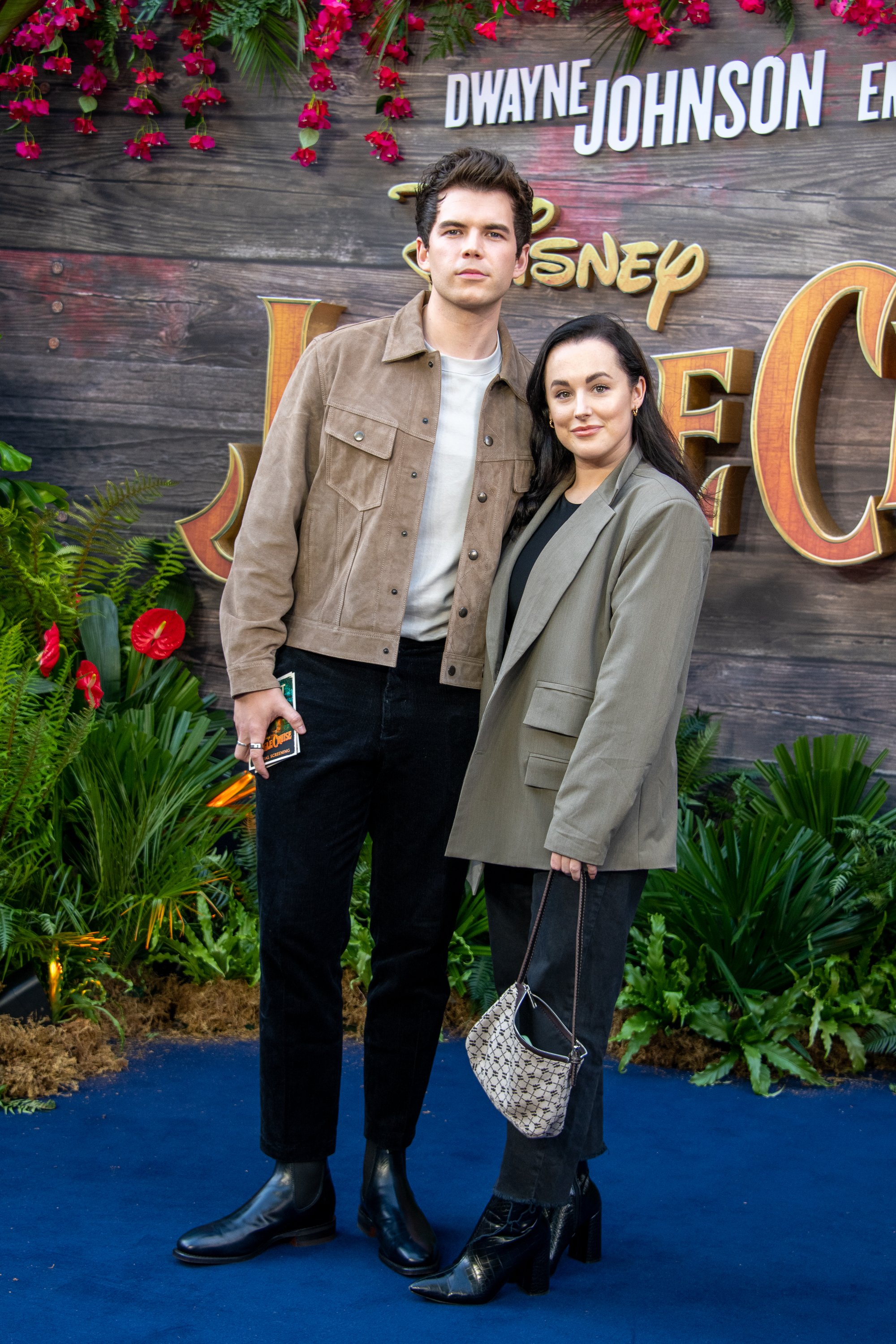  Luke Newton and Jade Davies at the premiere of "Jungle Cruise" on July 29, 2021, in London | Source: Getty Images