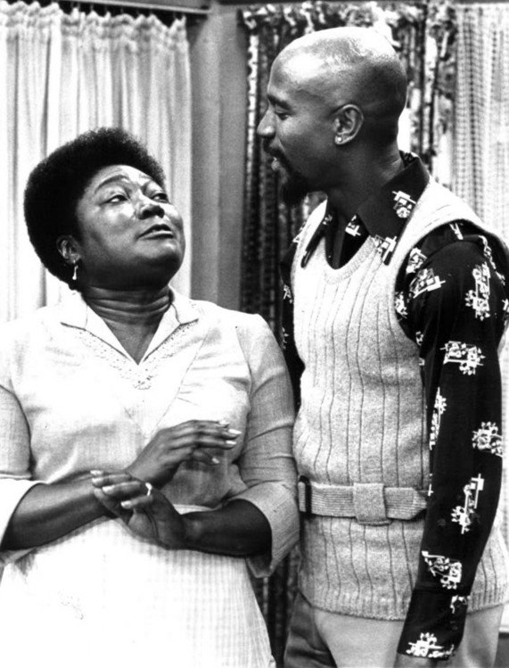 Louis Gossett, Jr. as Florida's brother, Wilbert and Esther Rolle. | Photo: Wikimedia Common Images