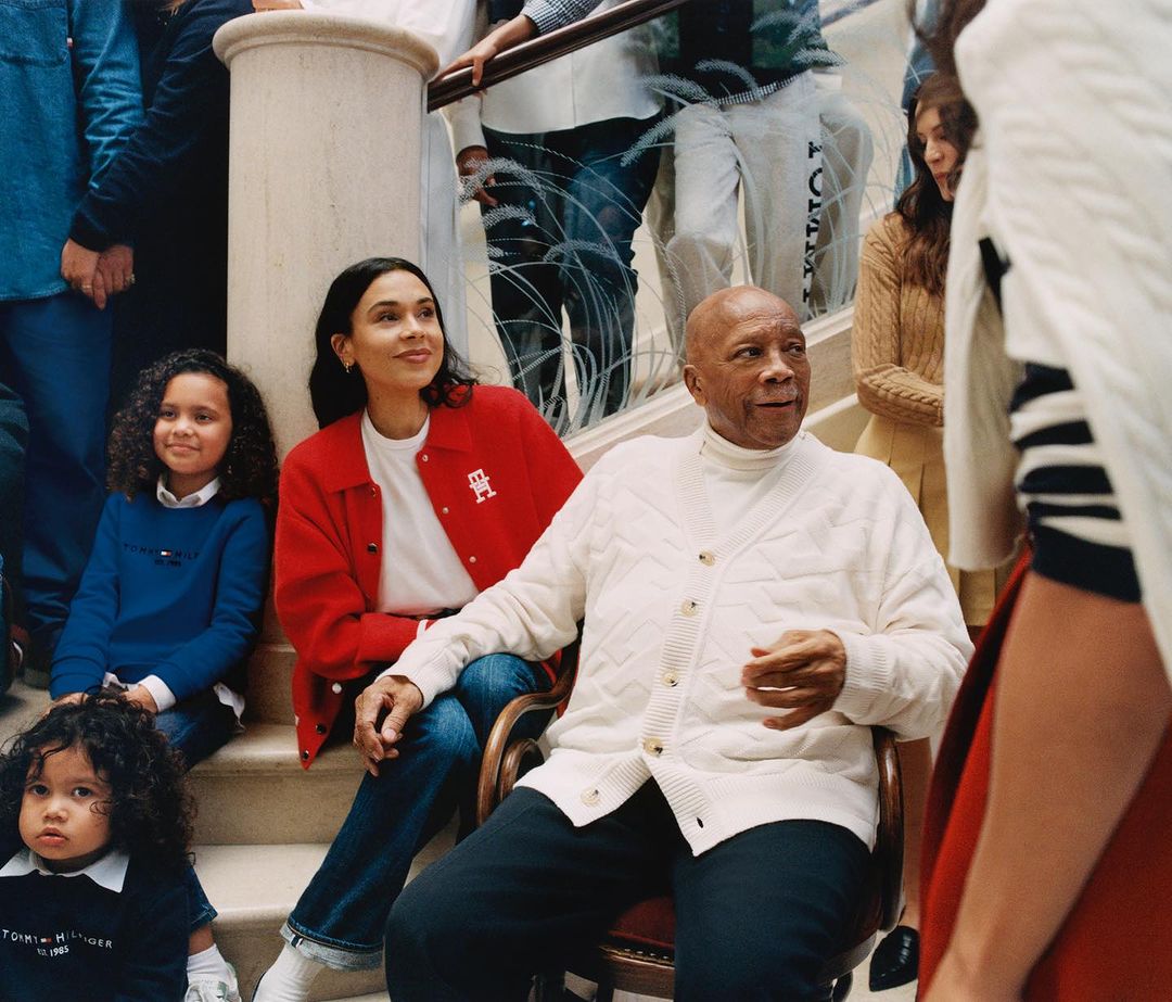 Quincy Jones and his family, from a post dated September 15, 2023 | Source: Instagram/quincyjones