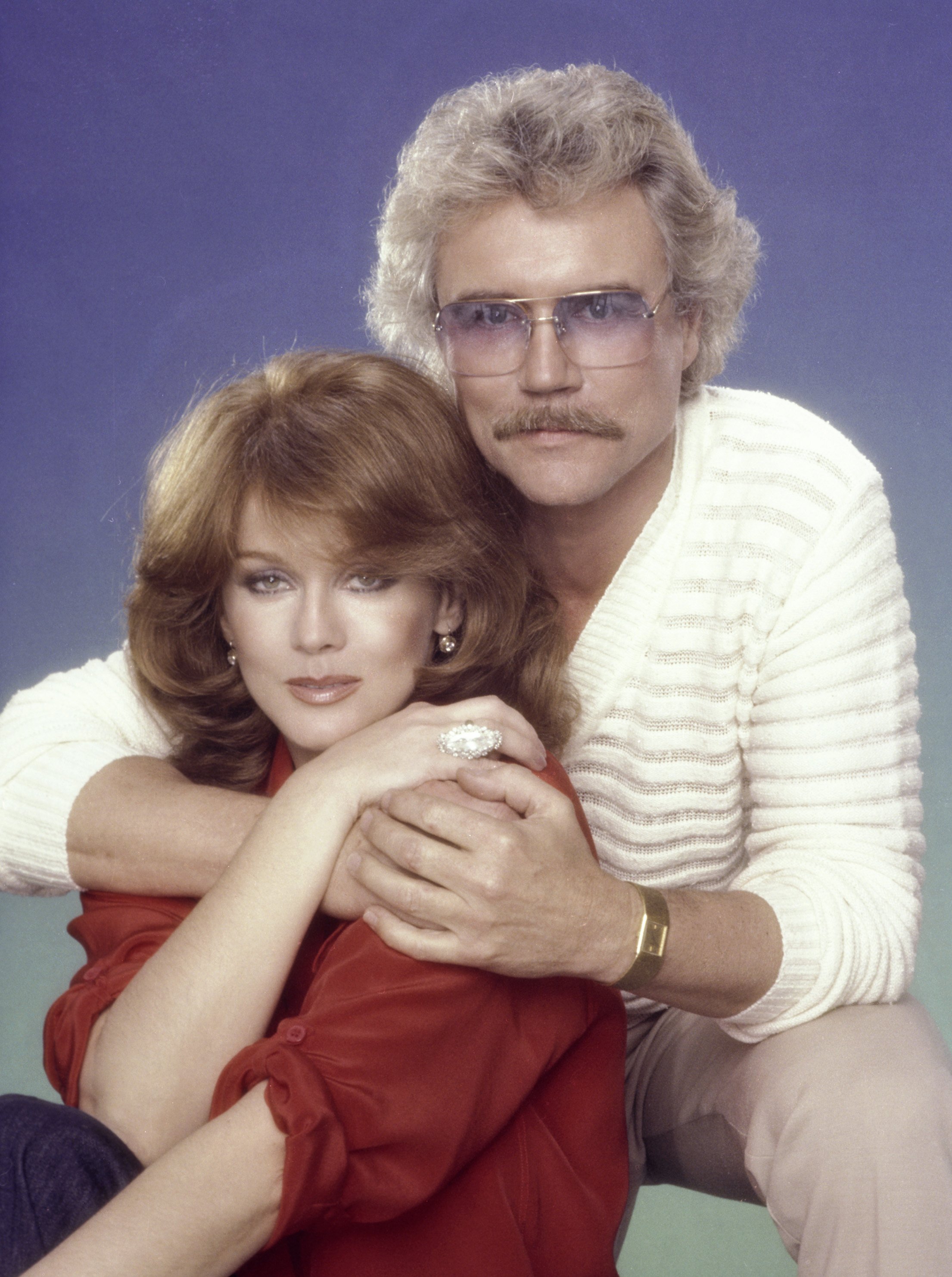 Ann-Margret and husband Roger smith pose for a portrait in 1980 in Los Angeles, California. | Source: Getty Images