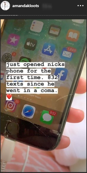 A picture of the front of Nick Cordero's phone showing how many messages he received after his death on July 8, 2020. | Source: InstagramStories/amandakloots.