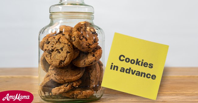 His wife started baking his favorite cookies! | Photo: Shutterstock
