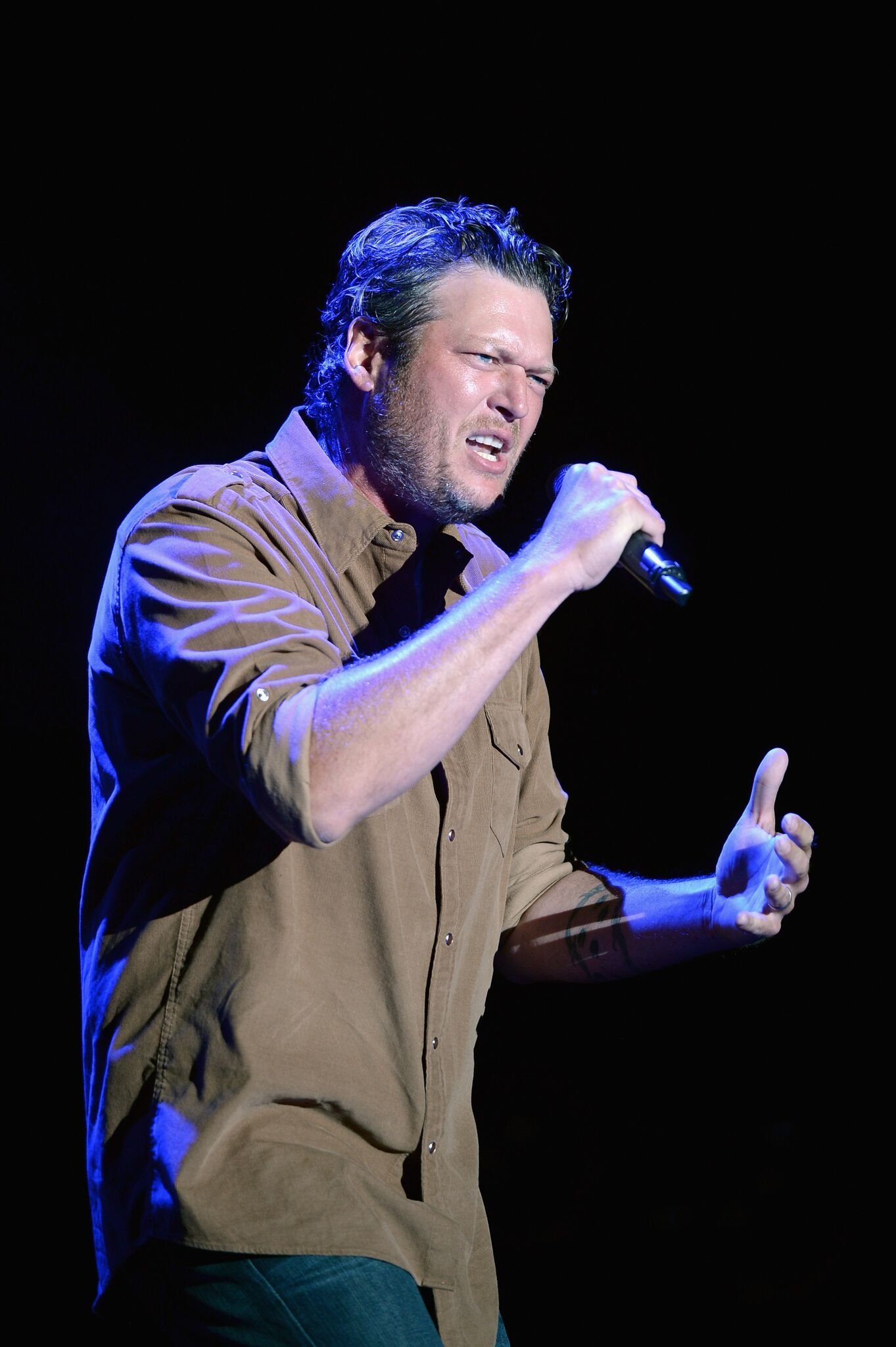 Blake Shelton performs onstage during day 1 of the Big Barrel Country Music Festival | Getty Images