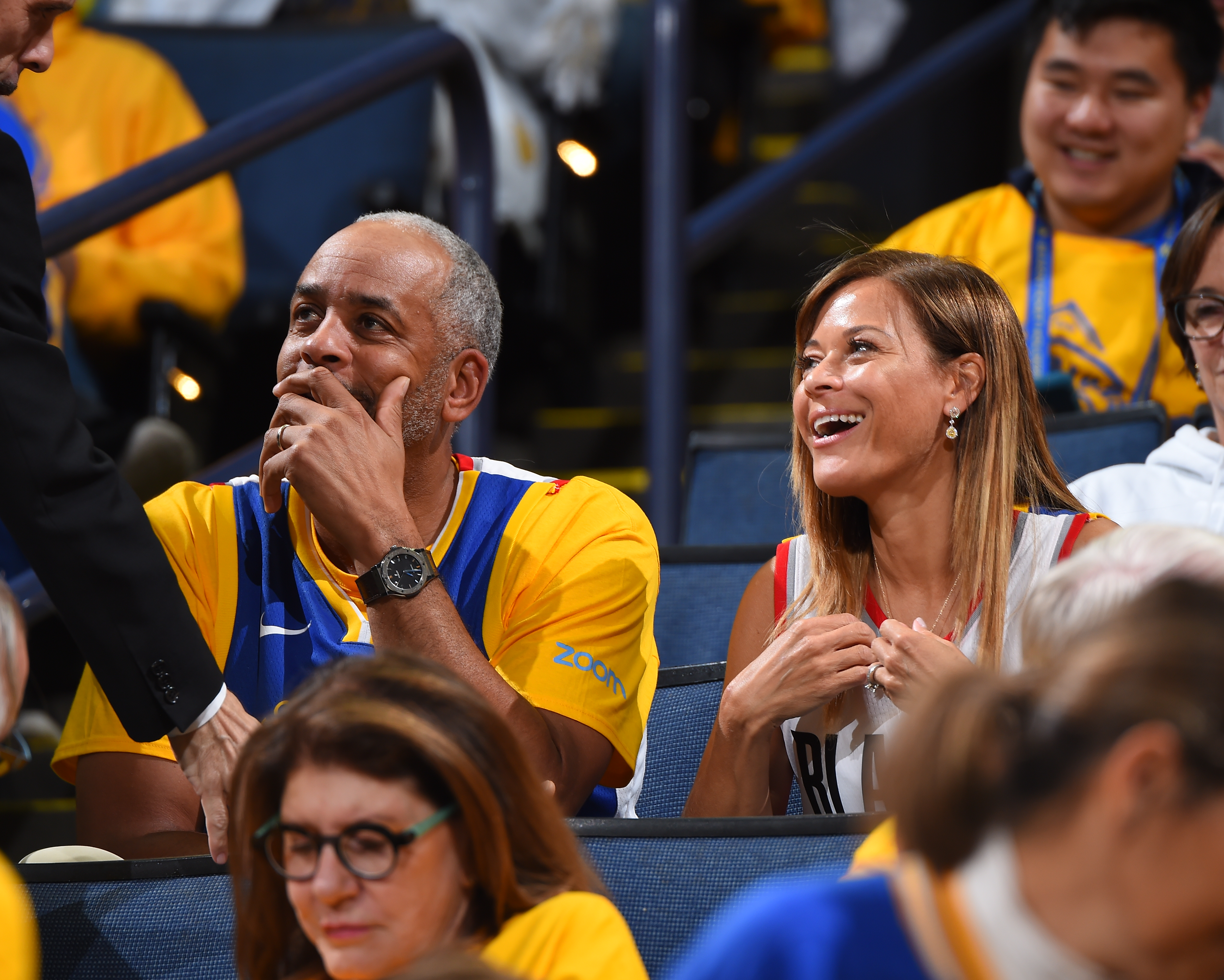 Dell Curry and Sonya Curry attend a game between the Golden State Warriors and Portland Trail Blazers at the ORACLE Arena on May 14, 2019, in Oakland , California. | Source: Getty Images