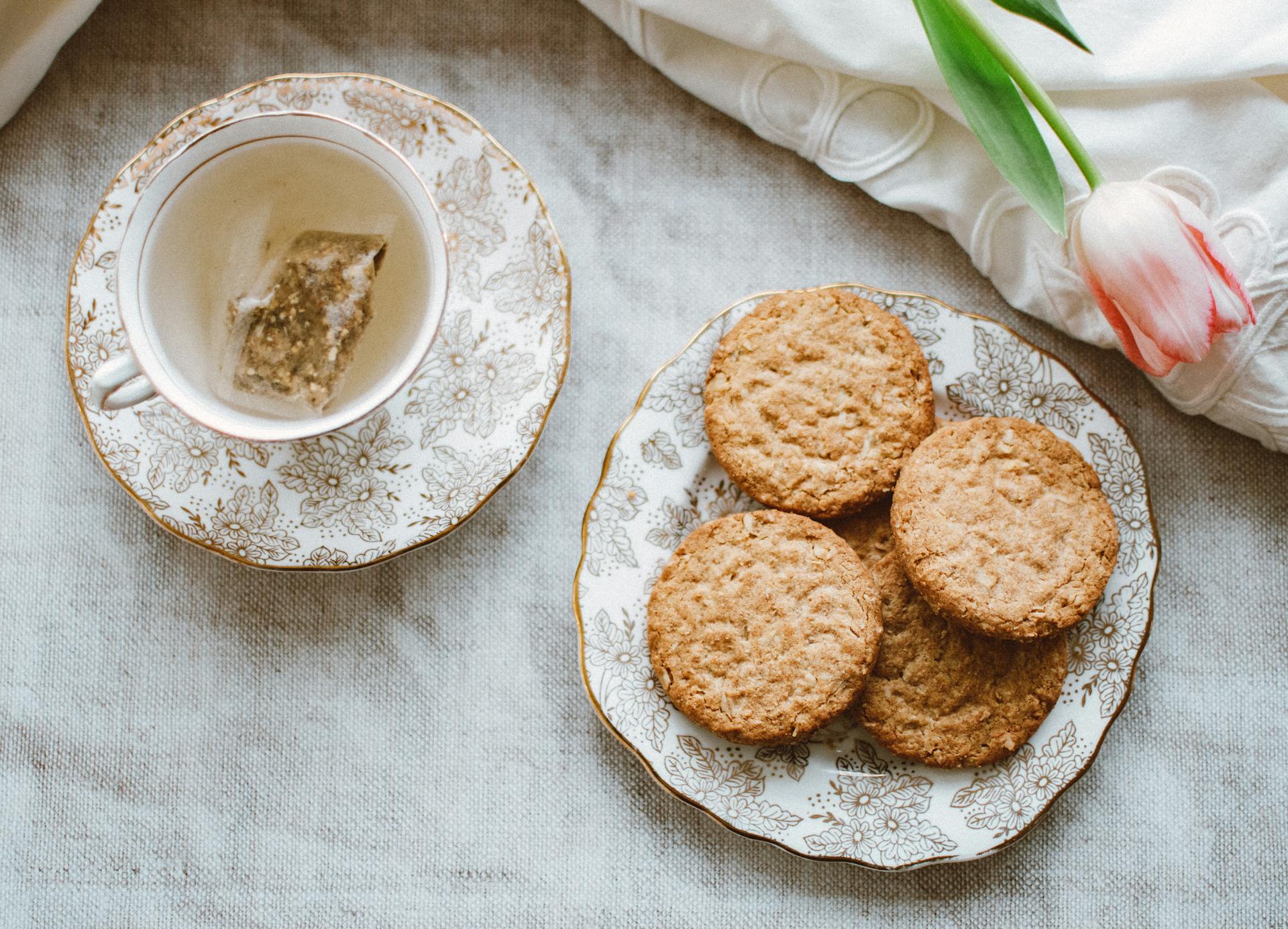 Tea and cookies | Source: Pexels