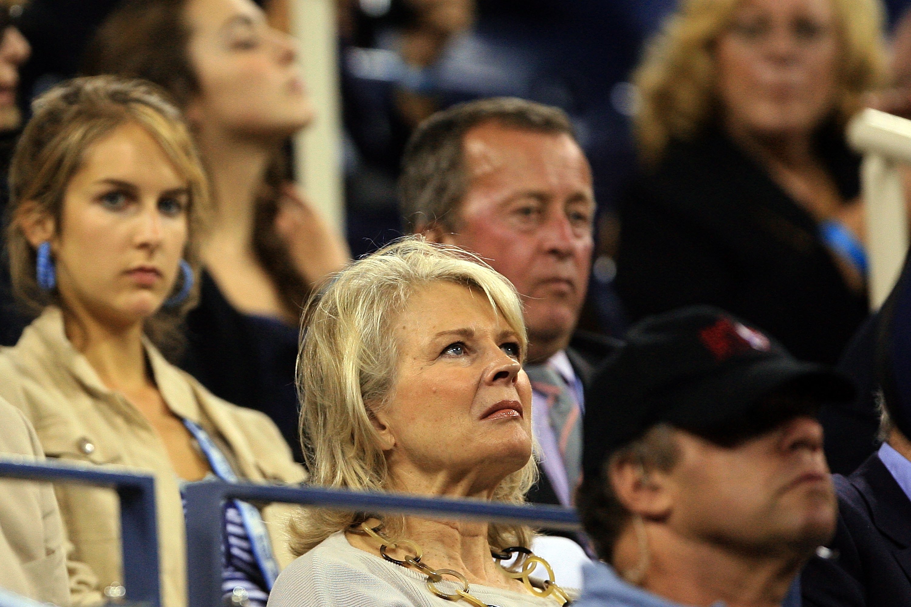Candice Bergen at the U.S. Open at the USTA Billie Jean King National Tennis Center in Flushing Meadows Corona Park on September 6, 2006 | Source: Getty Images