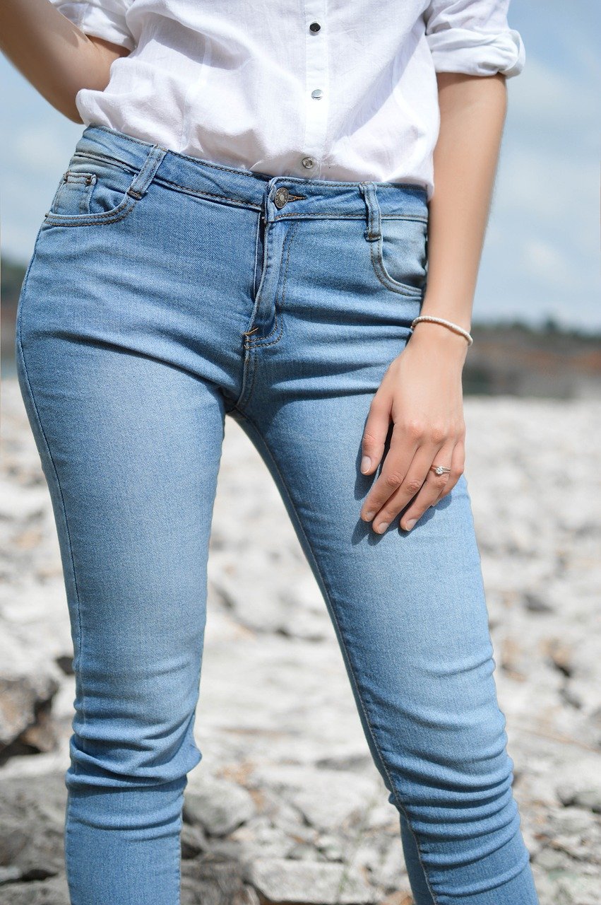 Pantalón de dama tipo skinny jeans.| Foto: Pixabay